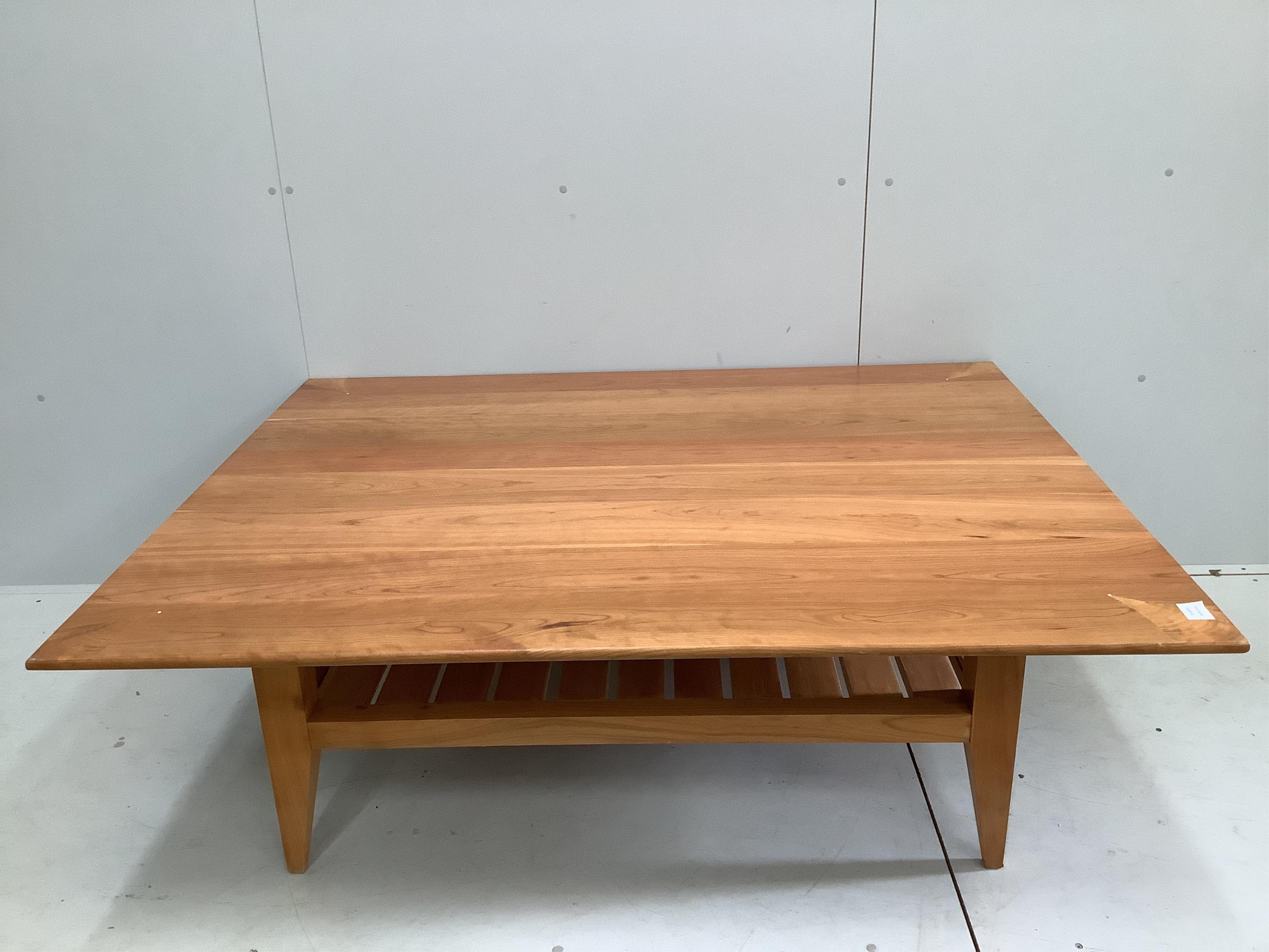 A Thomas Moser Contemporary cherry coffee table, width 119cm, depth 149cm, height 50cm. Condition - good